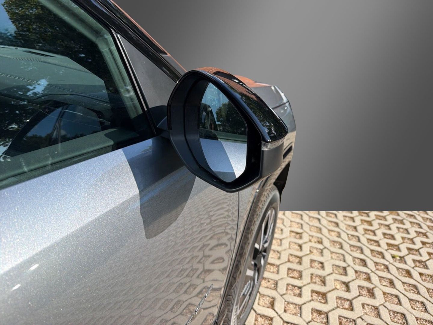 Fahrzeugabbildung Jeep Compass NEW MY26-Summit Plug-In-Hybrid -Voll-Pan