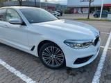 BMW 520d Sport-Line, LED, HiFi, Head-Up - BMW 520 in Wiesbaden
