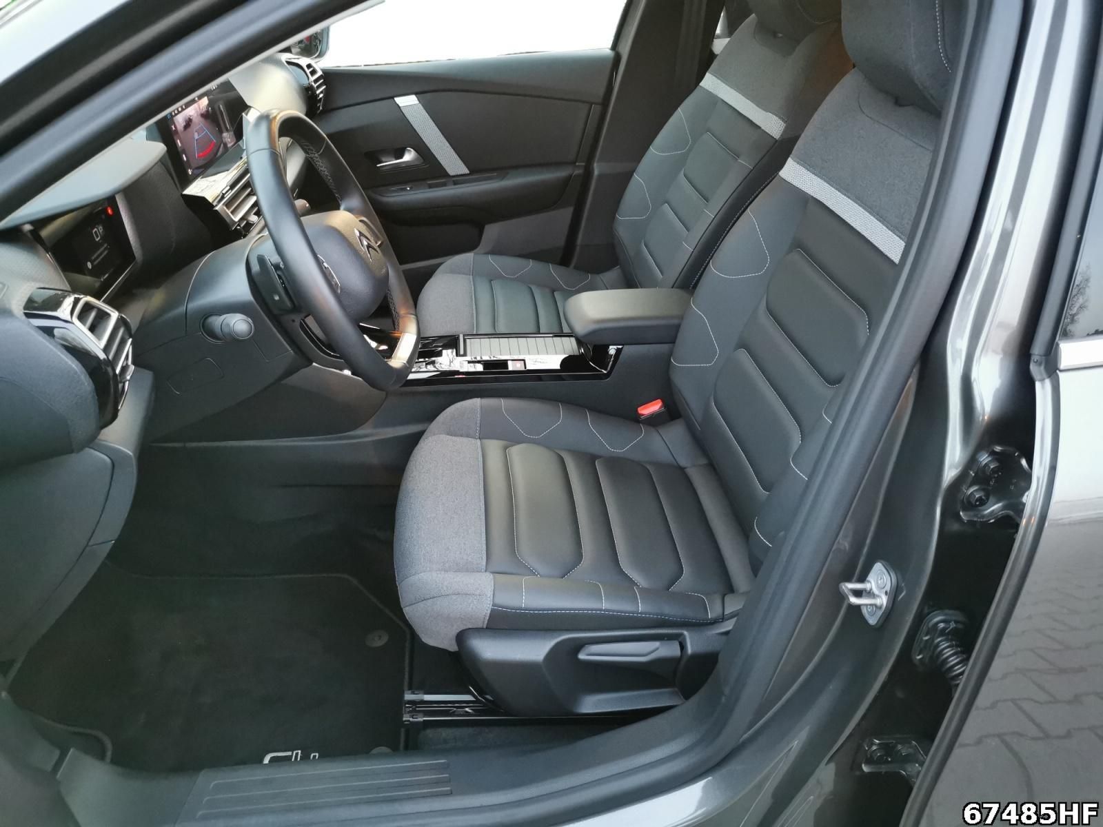 Fahrzeugabbildung Citroën C4 1.2 Pure Tech 130, Shine