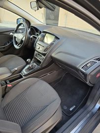 Ford Focus - 5