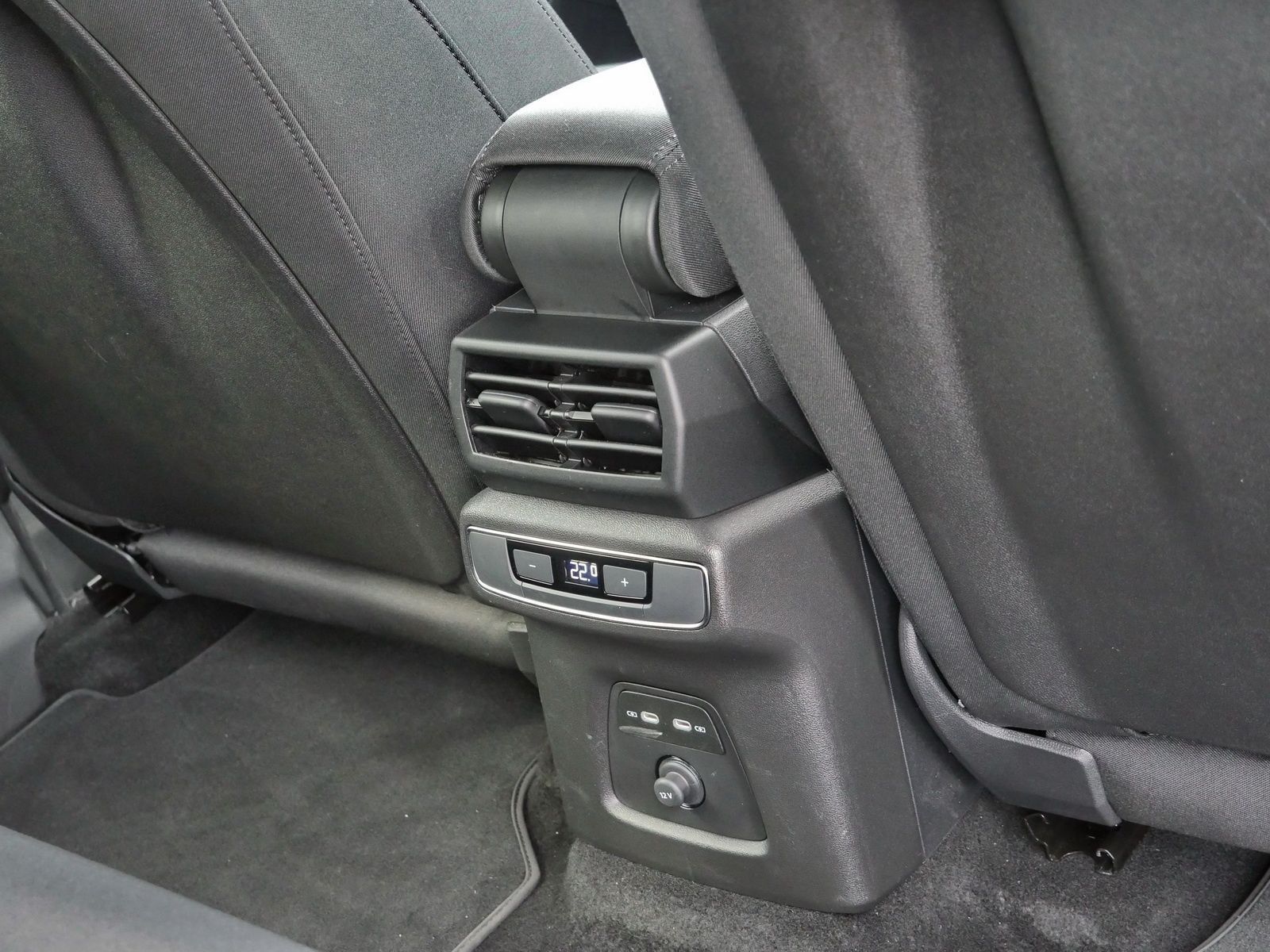 Audi Q4 e-tron - Bild 18