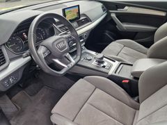 Fahrzeugabbildung Audi Q5 50 TFSIe quattro sport S-Line Navi LED ACC