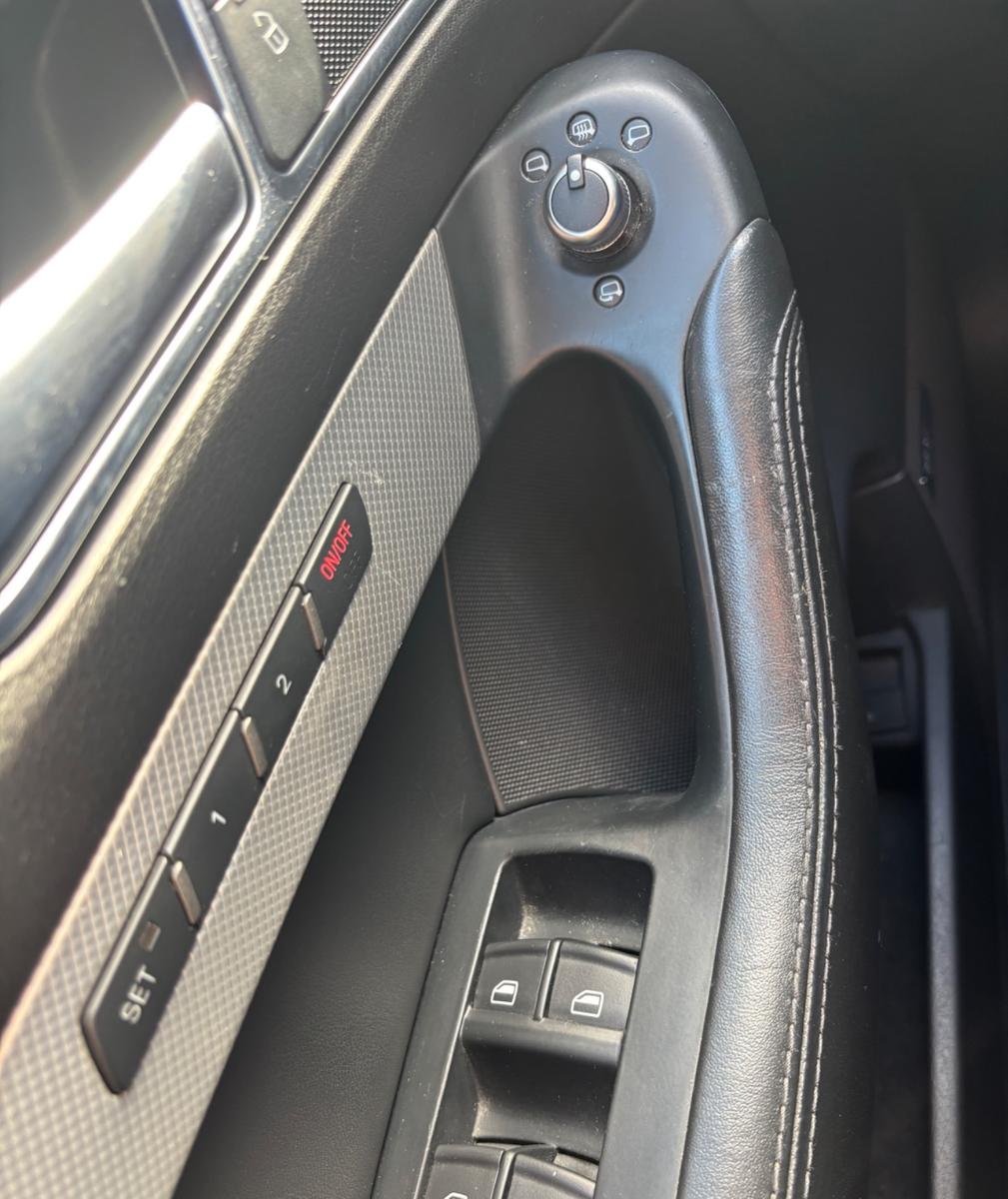 Audi Quattro 2010 — photo 10