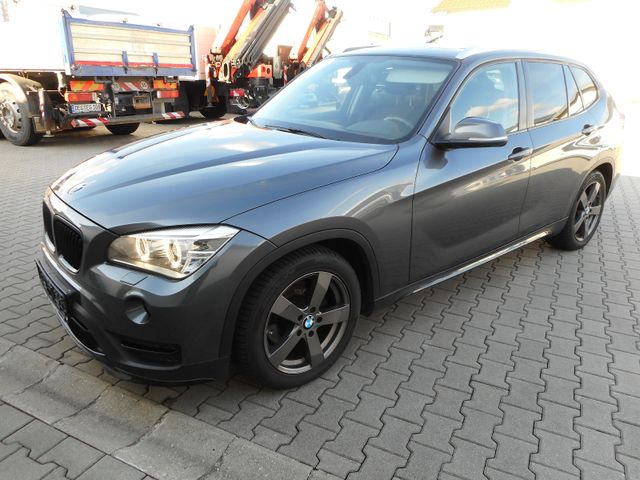 BMW X1 xDrive 25d Sport-Line AHK Xenon PDC