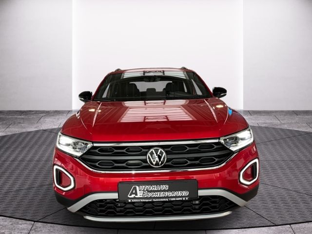 Fahrzeugabbildung Volkswagen T-Roc 1.5 TSI DSG GOAL AHK KAMERA LED-PLUS