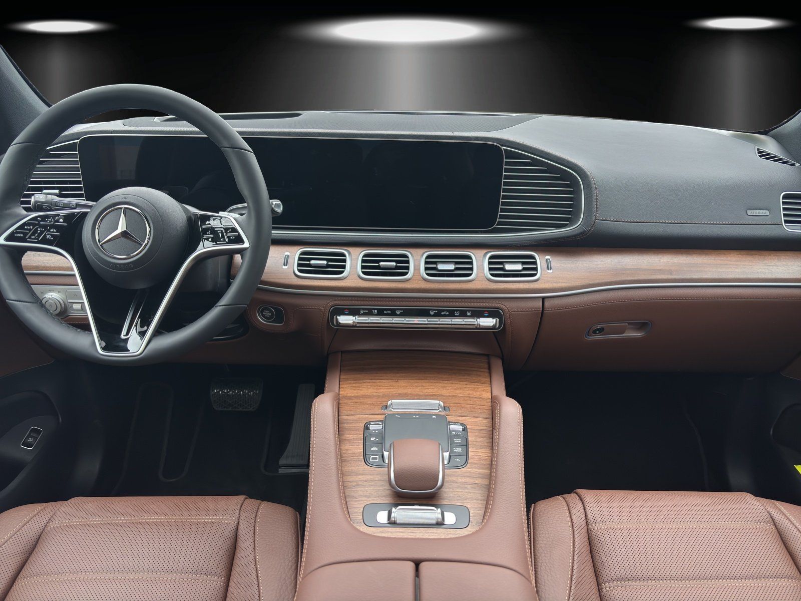 Fahrzeugabbildung Mercedes-Benz GLE 350 de 4M AMG AIRMATIC HEAD-UP PANO AHK 360°