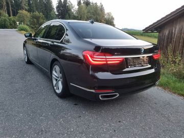 BMW 730 - 3