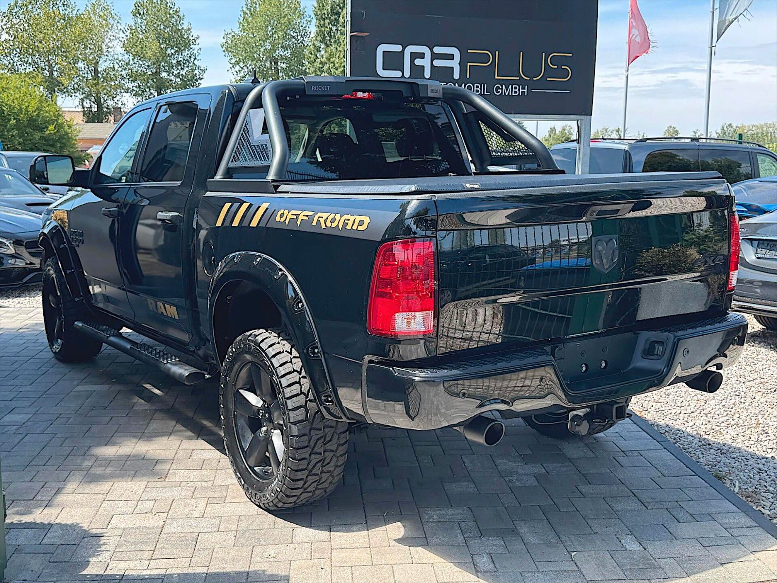 Fahrzeugabbildung Dodge RAM 5.7 V8 HEMI SPORT Offroad NIGHT 4x4 LED