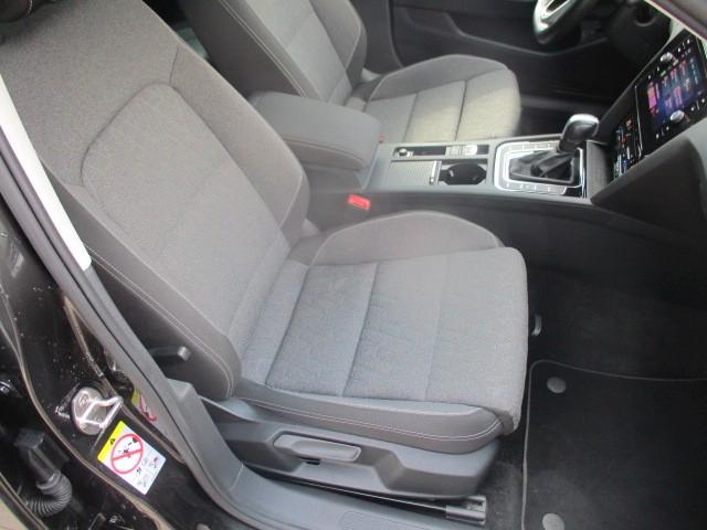 Volkswagen Passat Kombi 1,5 TSI DSG LED Navi PDC ACC 1.Hd, миниатюра 16