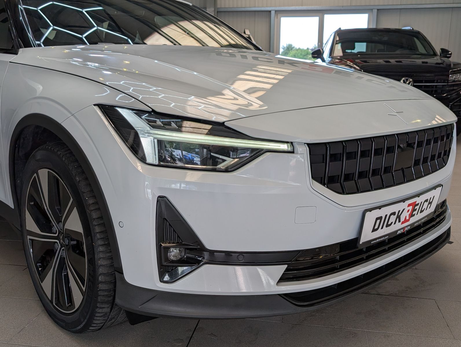 Fahrzeugabbildung Polestar 2 78KWh Long Range Pilot Virtu Memo LED 360° ACC