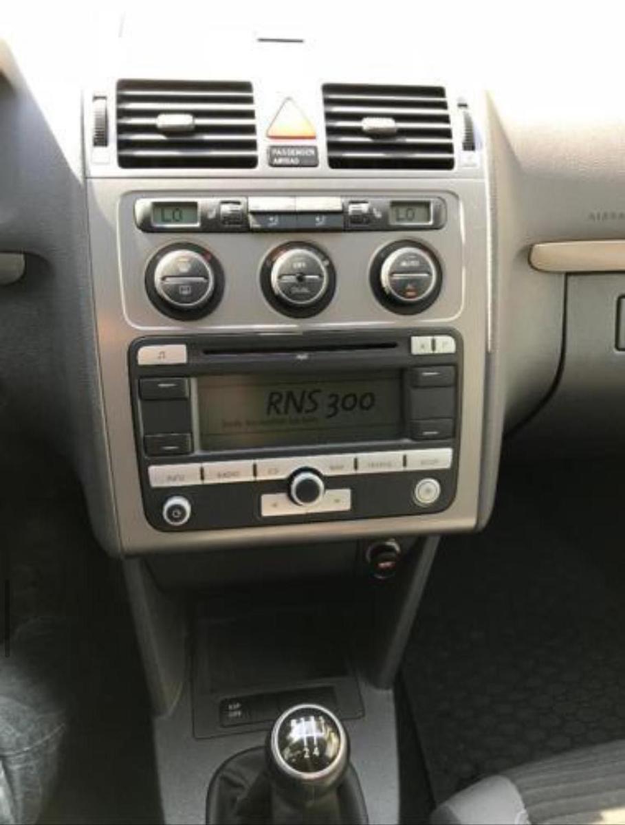 Volkswagen  2009 — photo 8