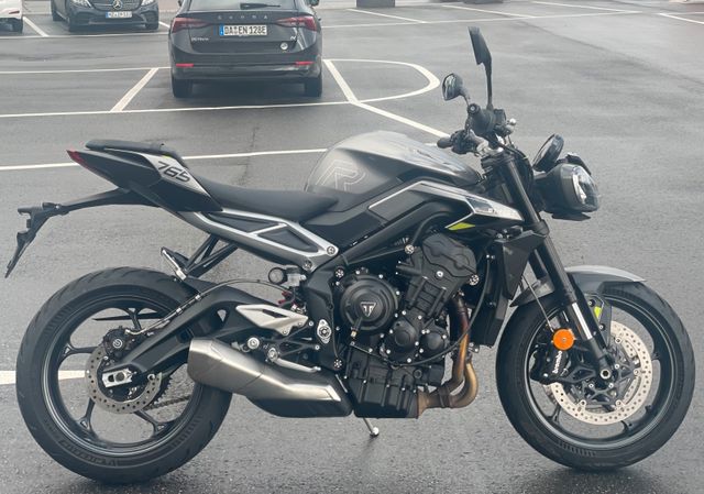 Triumph Street Triple R  inkl. 765€ Preisvorteil