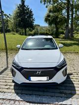 Hyundai Plug In - NEUER Antriebsakku - Premium - 1. Hand - Hyundai IONIQ mit Schiebedach