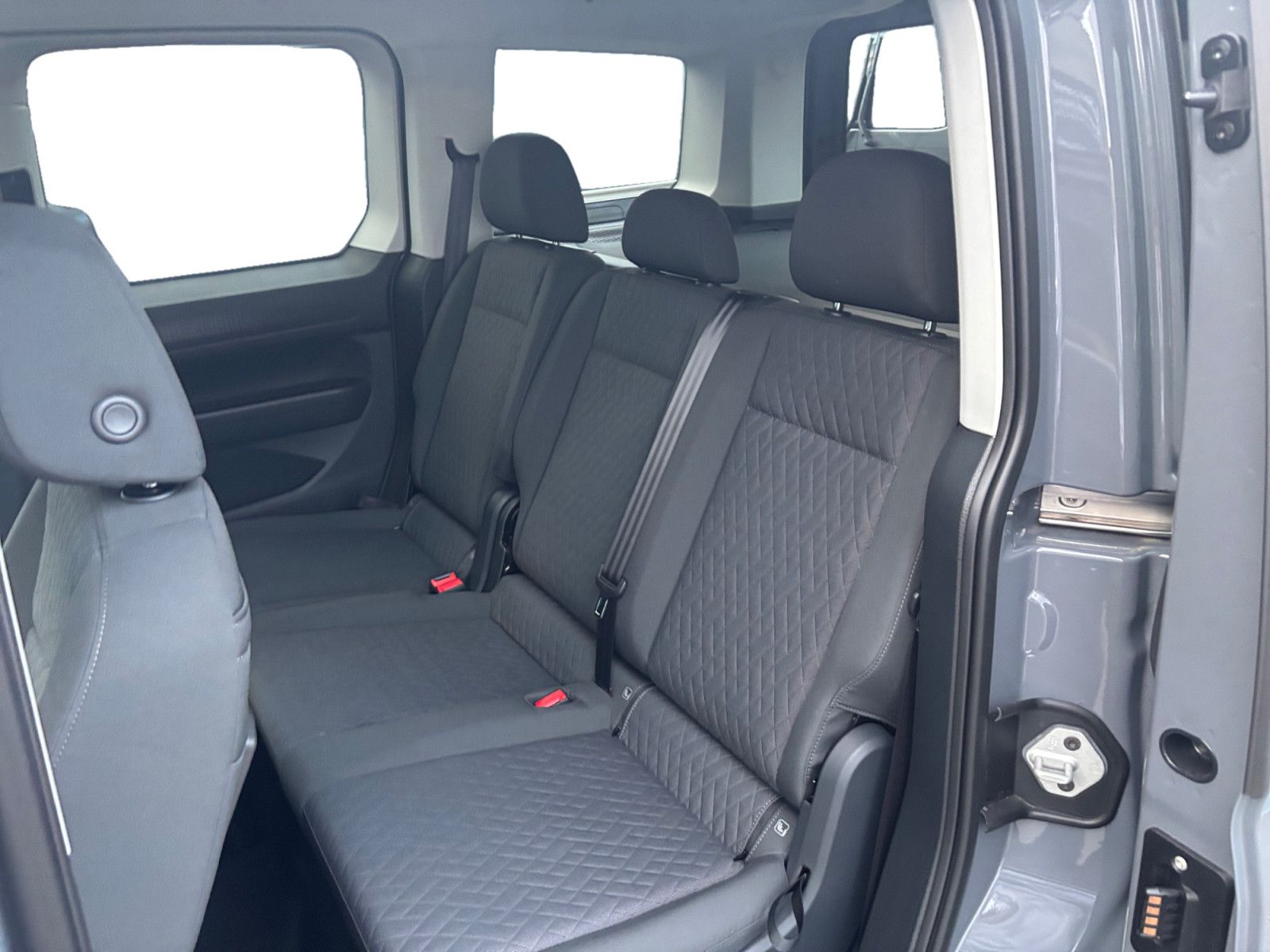 Volkswagen Caddy - Bild 11