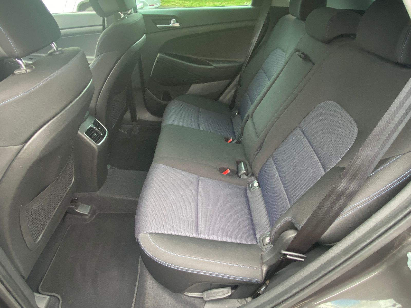 Fahrzeugabbildung Hyundai Tucson Advantage 1,6 TGDI *Sitzheizung