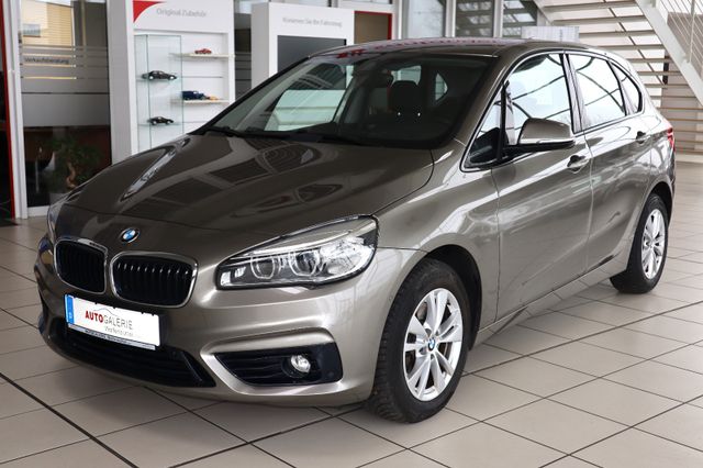 BMW 220 i Active Tourer Sport Autom. LED PDC