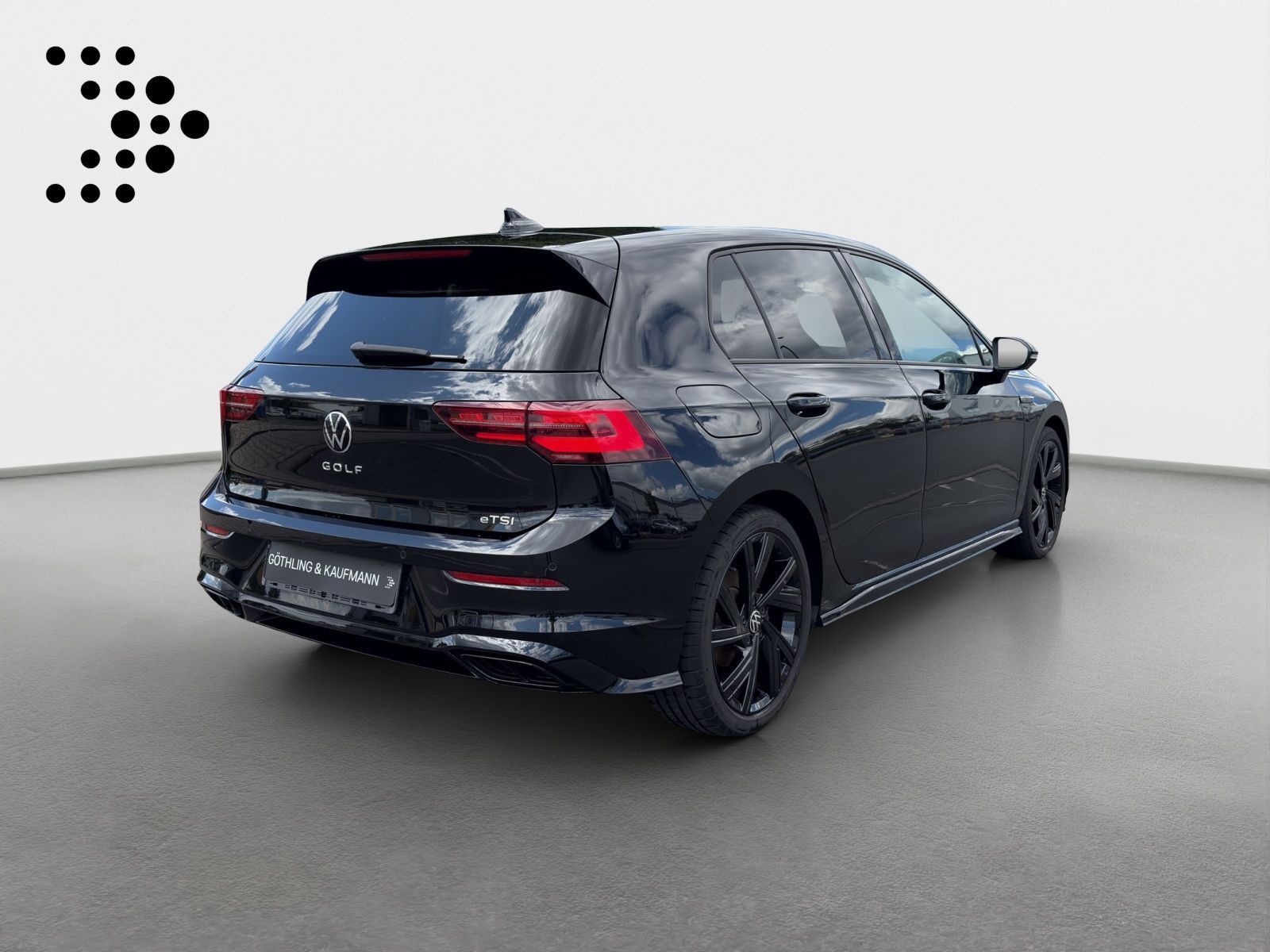 Volkswagen Golf R-Line 1.5 eTSI DSG *AHK*BLACKSTYLE*NAVI*IQ imagem 2