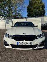 BMW 320i Aut. M-Sportpaket | 1. Hand | Scheckhef - BMW 320 Limousine 320i m sportpaket mit Benzin-Antrieb