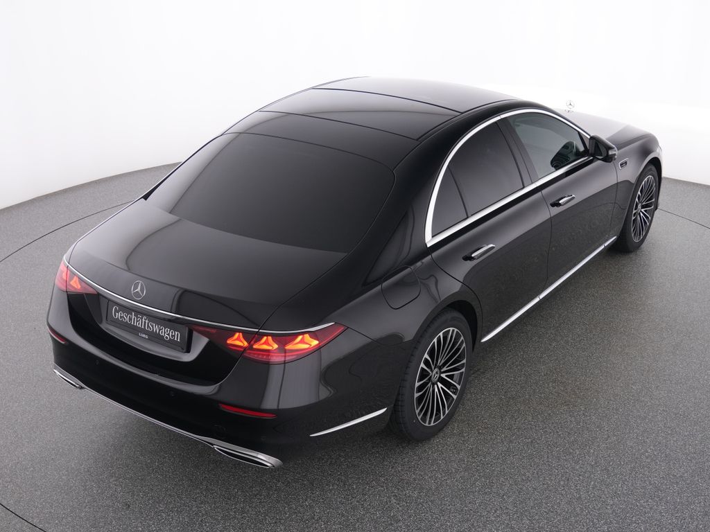 MERCEDES-BENZ S-Class 2026