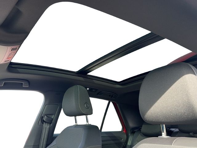 T-Roc 1.0 TSI BLACK STYLE REAR VIEW STANHZG LED