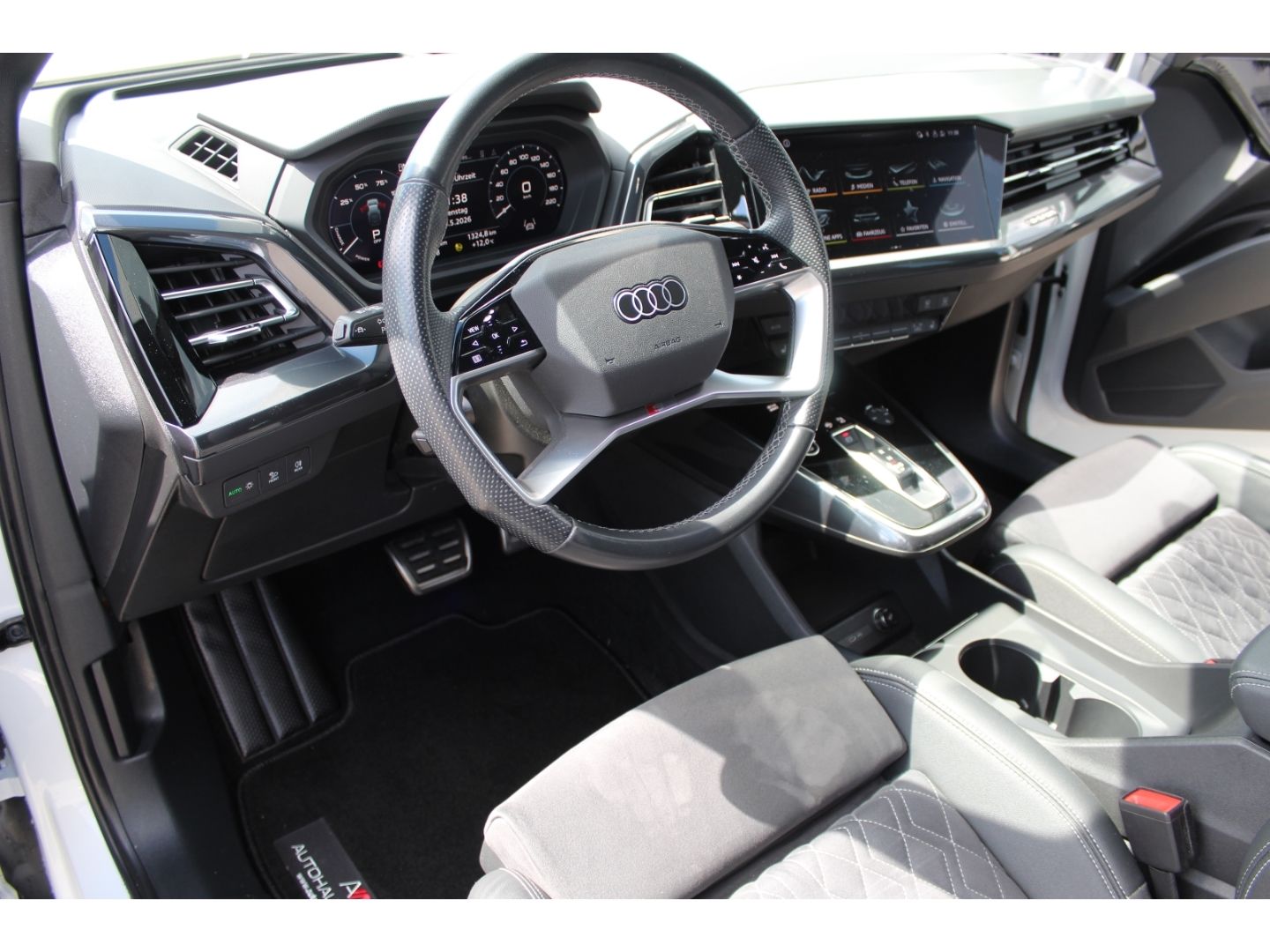 Q4 e-tron Sportback 50 qu. S-Line*Assist*20''HUD