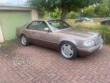 Mercedes-Benz W124   E-320 24V - Mercedes-Benz E 320: Coupé