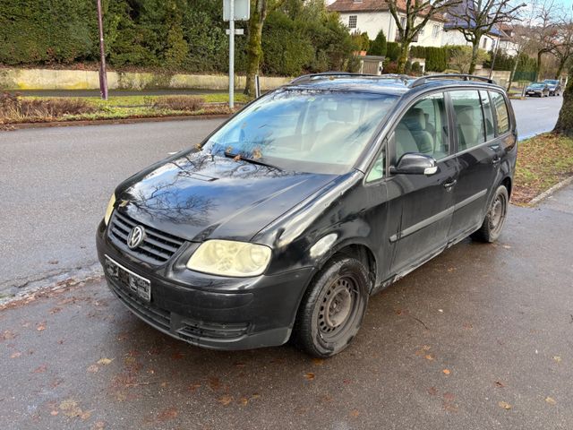 Volkswagen Touran Basis