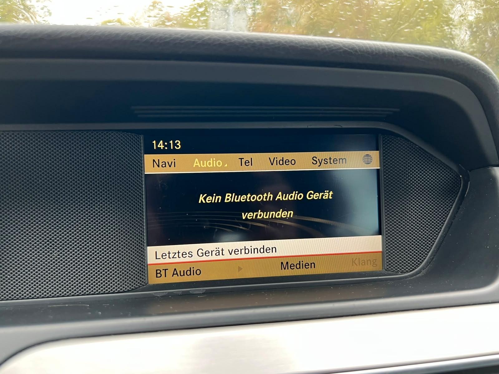 Mercedes-Benz C220 2011 — photo 26