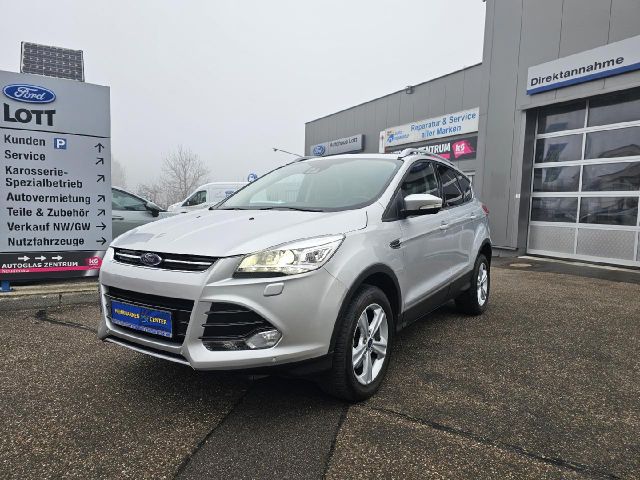 Ford Kuga Titanium ALLRAD AUTOM. *AHK*XENON*NAVI*PANO