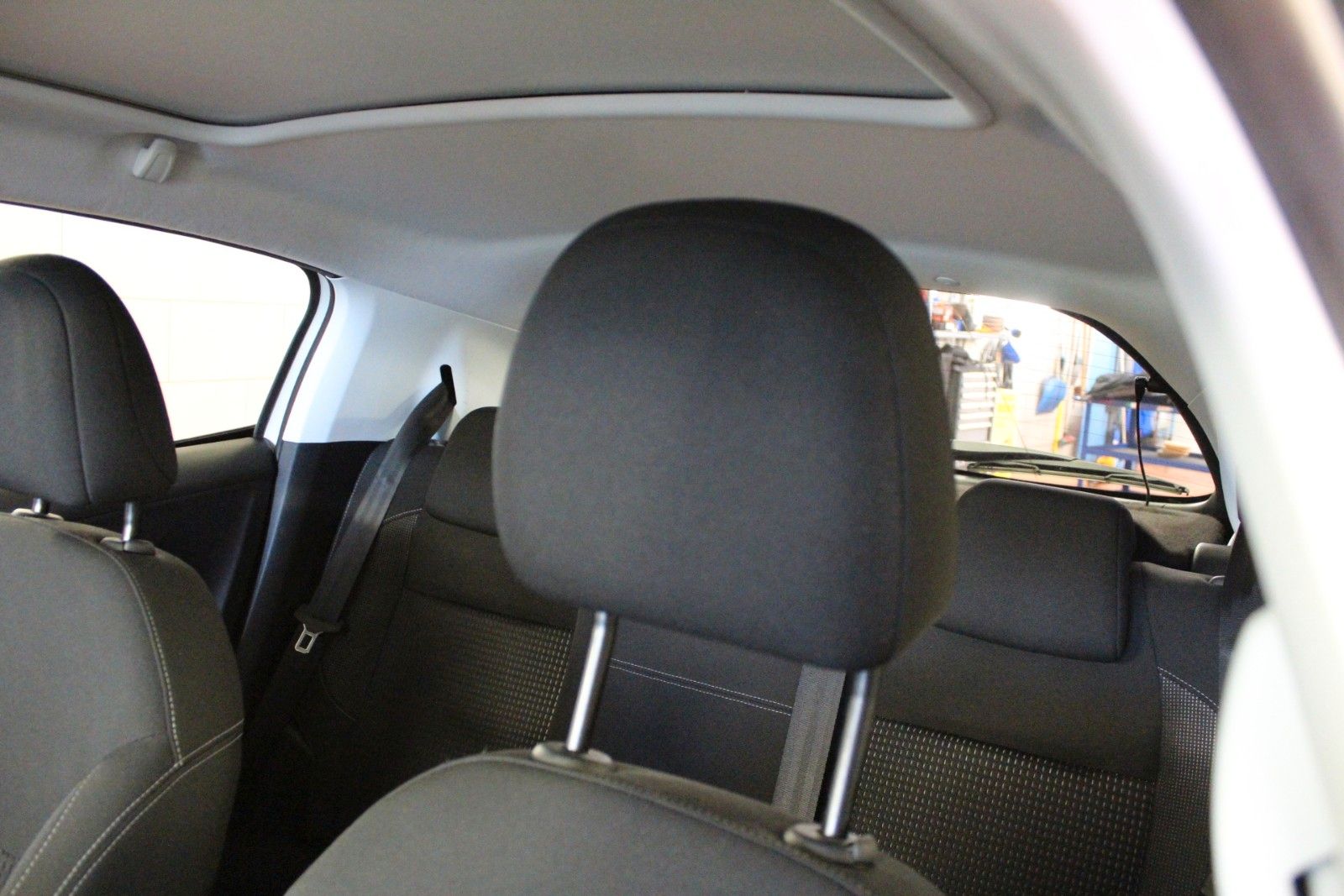 Fahrzeugabbildung Peugeot 208 PureTech 110 Edition Panoramadach*Sitzheizun