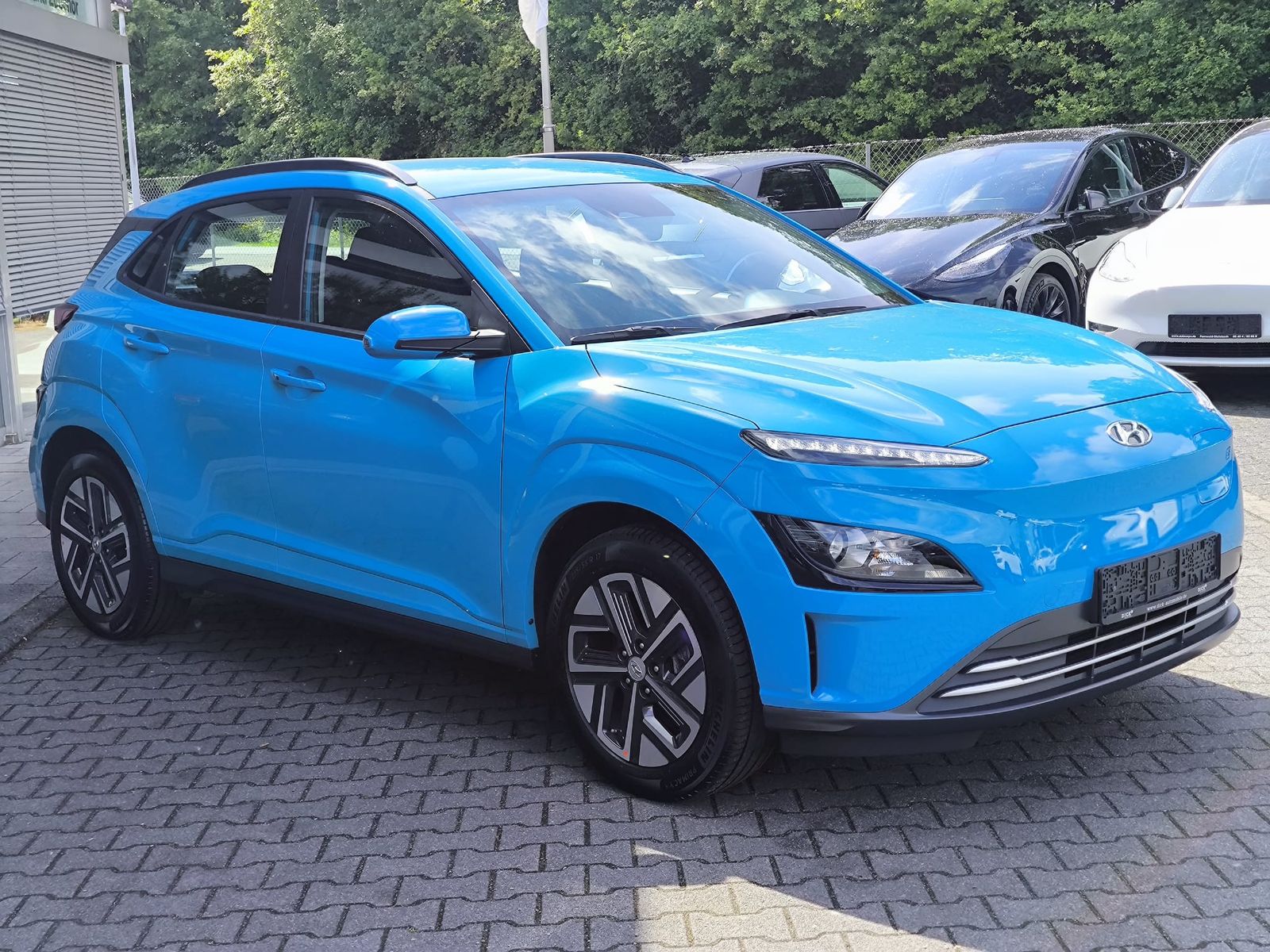 Fahrzeugabbildung Hyundai KONA Elektro LED+NAVI+KAM+TEMP+DAB+CARPL