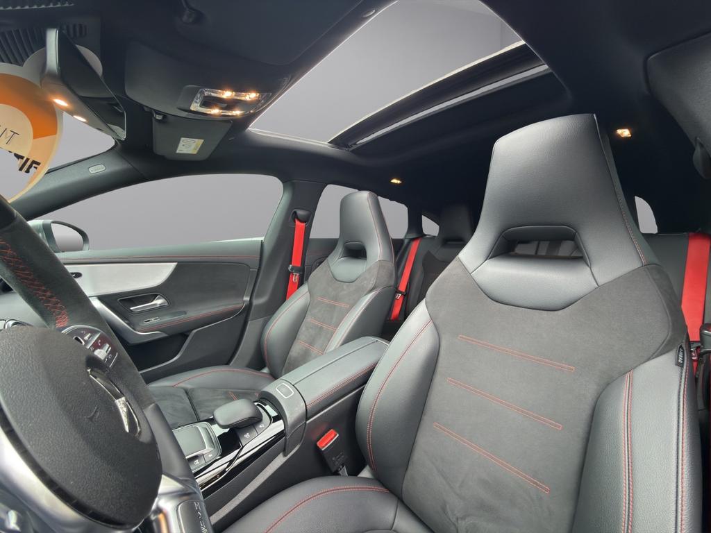 Mercedes-Benz CLA 45 AMG Shooting Brake