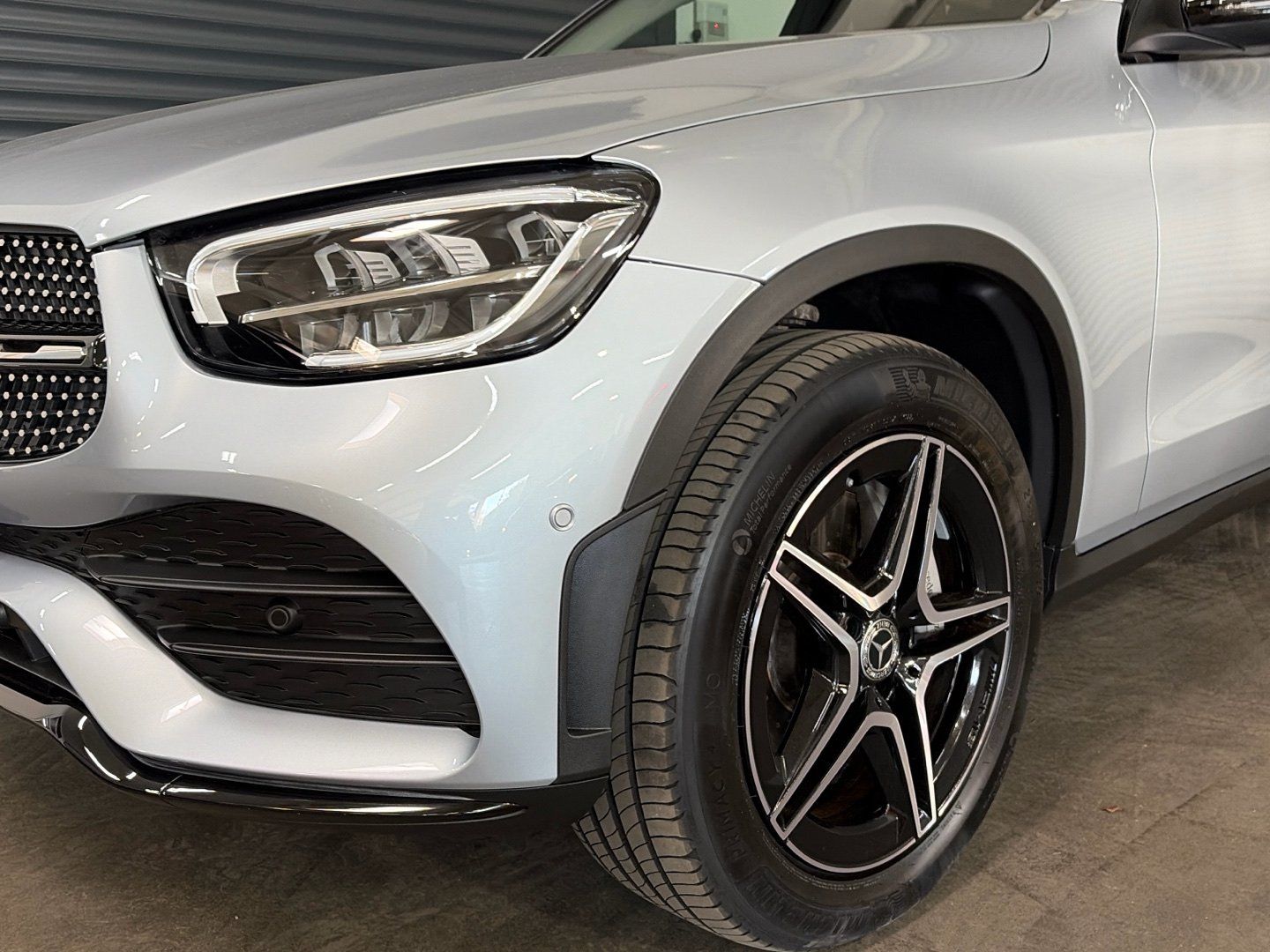 Mercedes-Benz GLC 300 e 4M AMG Night Panorama 360° HUD Memory foto 7