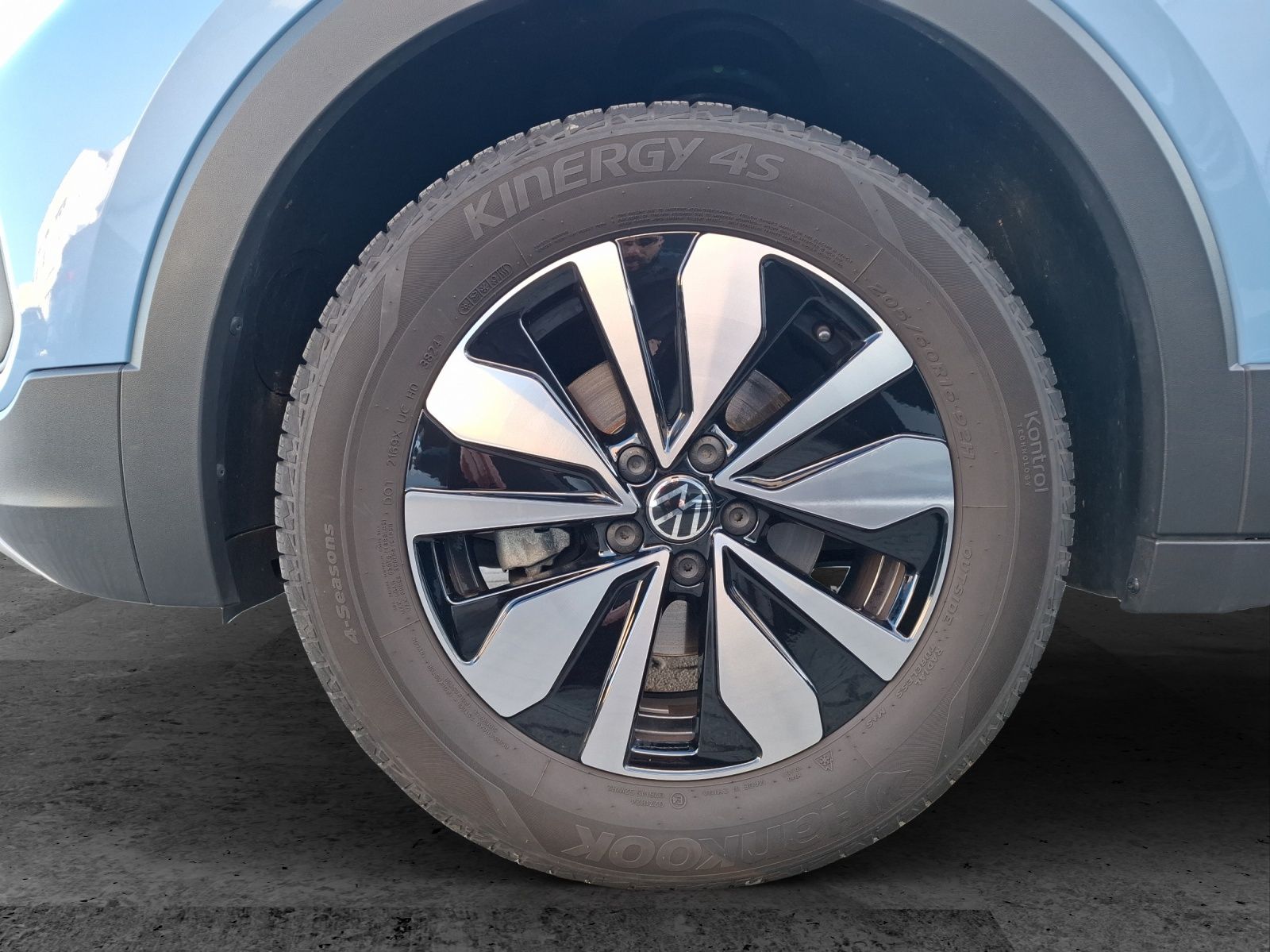 Fahrzeugabbildung Volkswagen T-Cross TSI Goal LED Navi AID ACC RFK SH LM