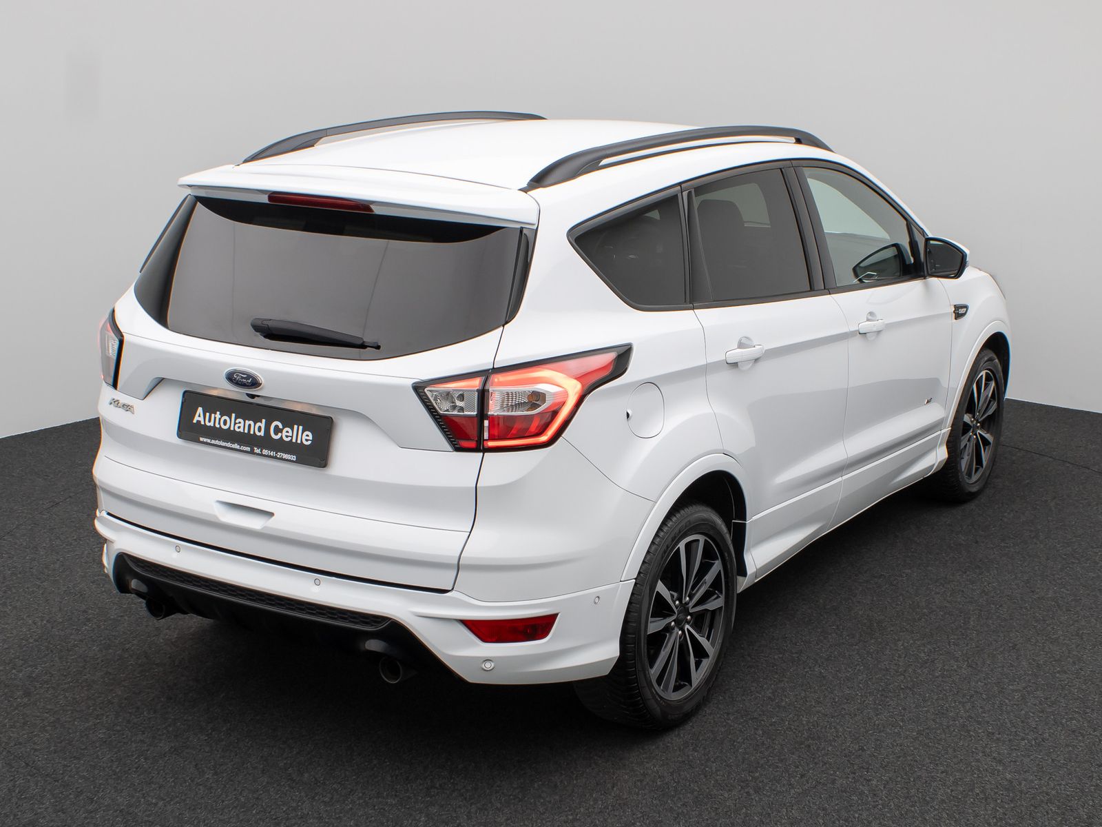Fahrzeugabbildung Ford Kuga ST-Line Kamera Lenkrhzg Navi AHK Komfort