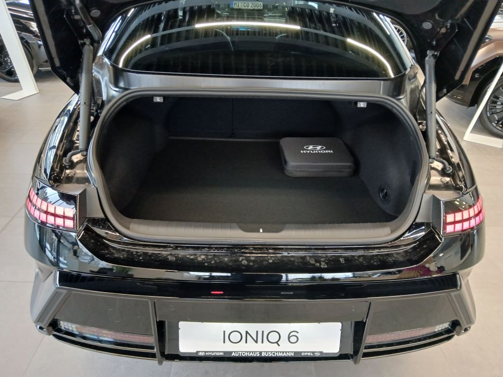Hyundai IONIQ 6 – Bild 10