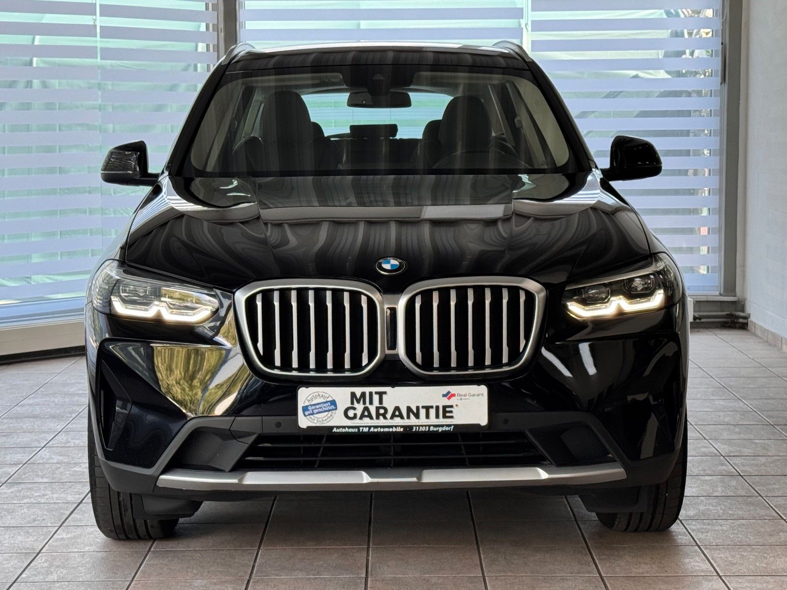 BMW X3 xD20d KAM Sportsitze HiFi StandHzg Unfallfrei foto 2