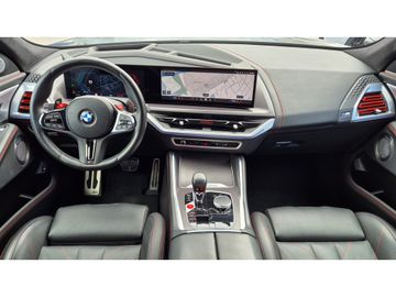 BMW XM - 7