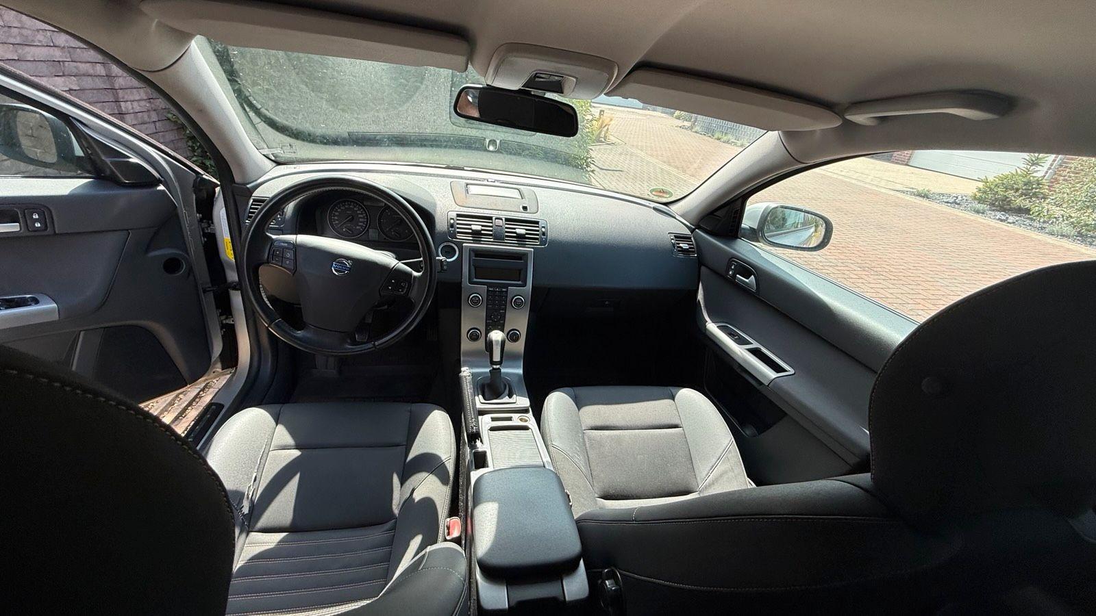 Volvo V50 2007 — photo 8