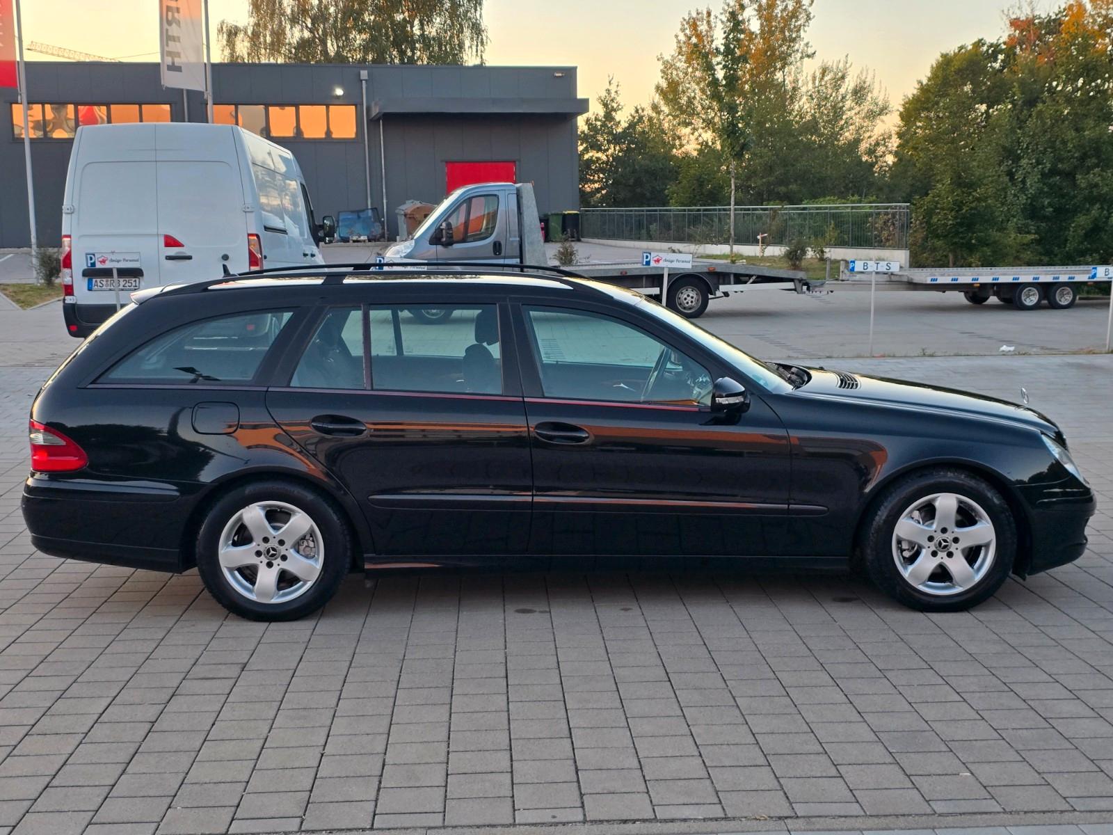 Mercedes-Benz E200 2009 — photo 7