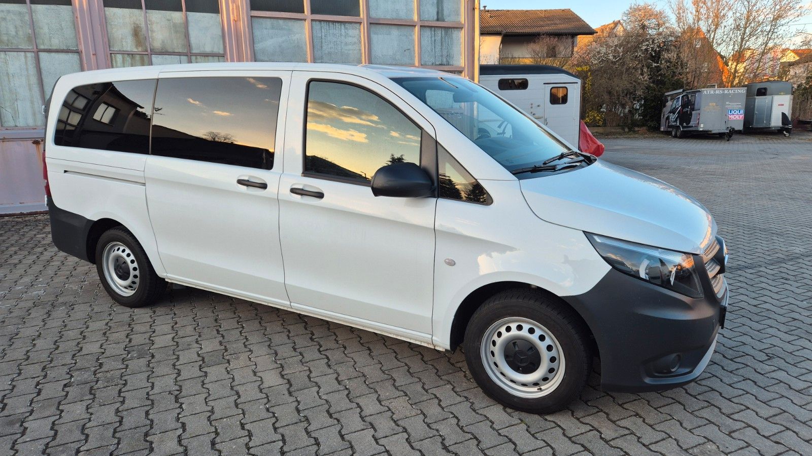MERCEDES-BENZ Vito Tourer 109/110/111/114/BEHINDERTENGERECHT!!