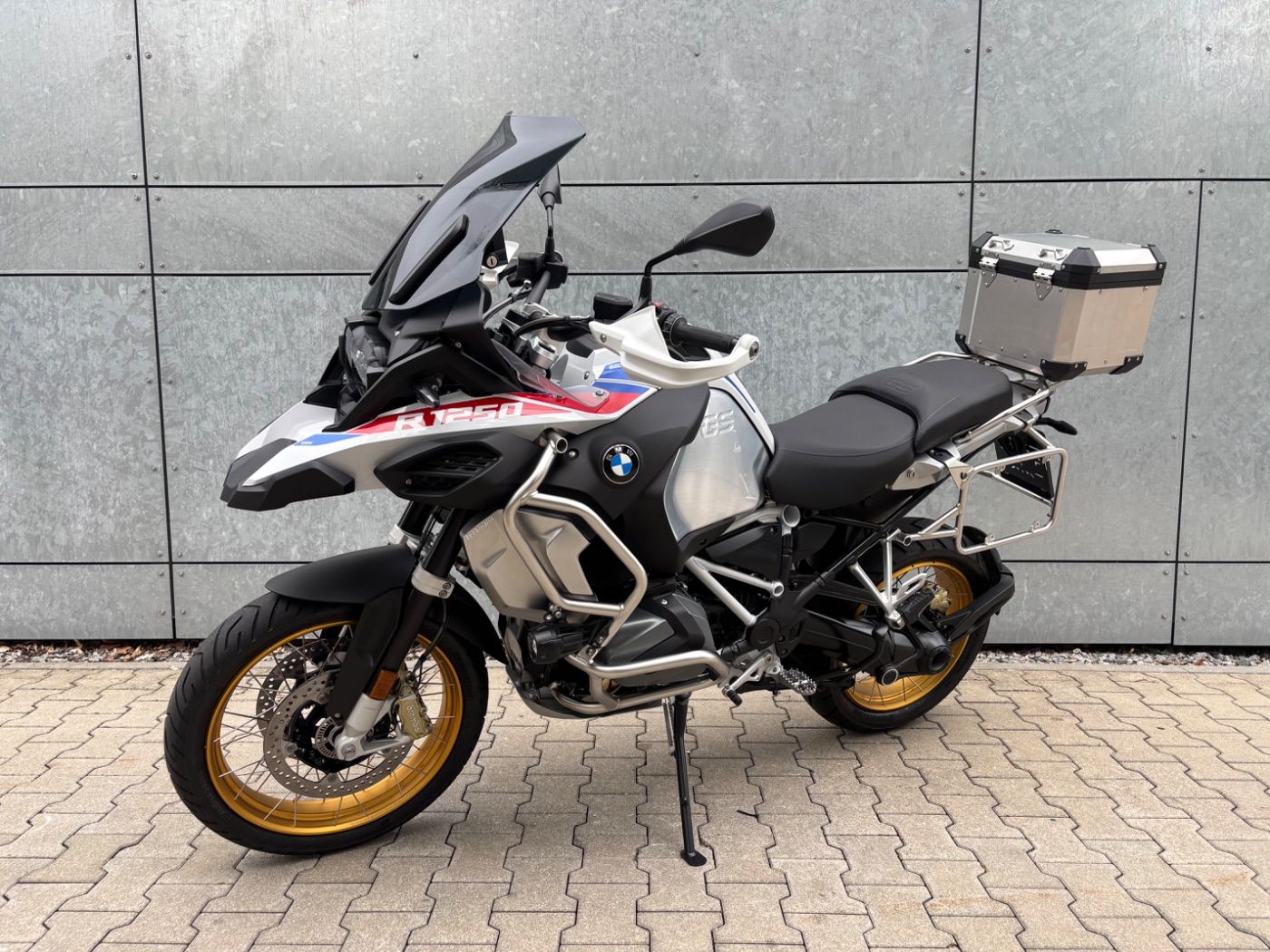 Fahrzeugabbildung BMW R 1250 GS Adventure Rallye 5 Pakete DWA, Oil Inl