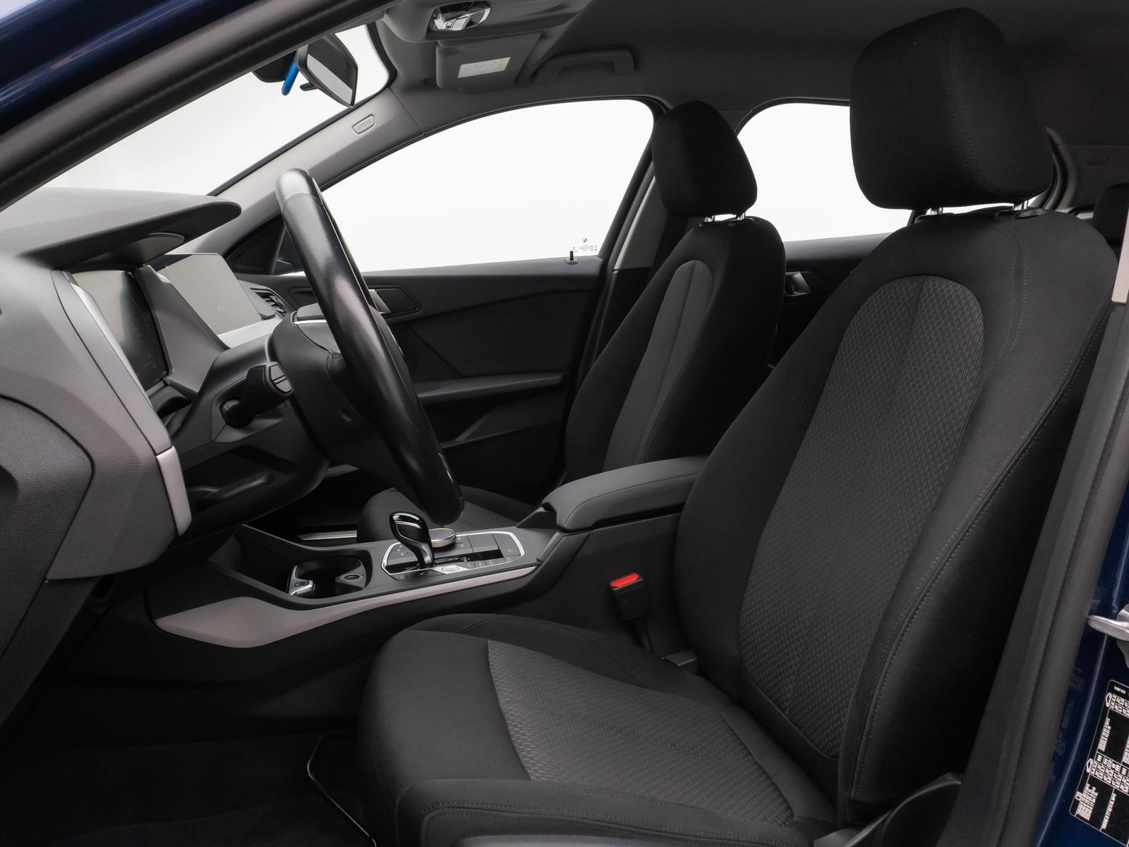 BMW 118i DAB CockPitPro Geschwindigkeitsreg LED PDC