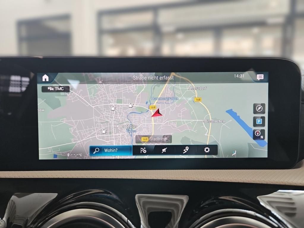 Fahrzeugabbildung Mercedes-Benz A 250 e Progressive Totw. Pano Memo LED 360° DAB