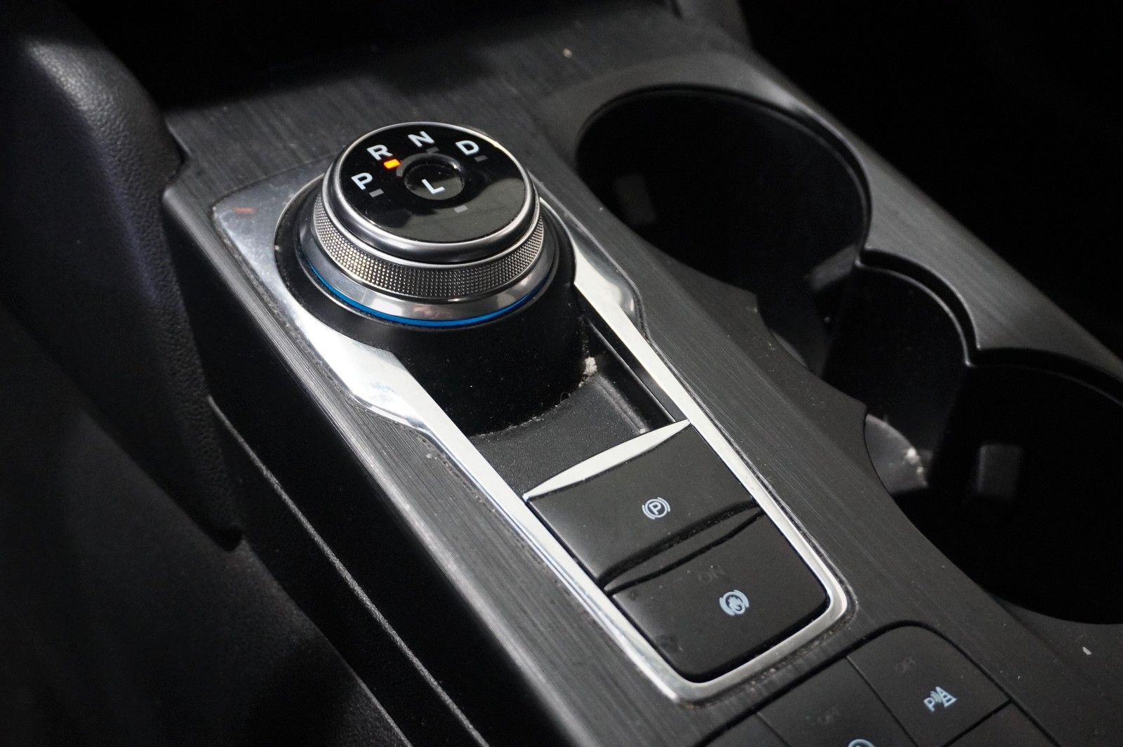 Fahrzeugabbildung Ford Kuga 1.5D COOL & CONN. NAVI/LED/SHZ/TEMP./NEBEL