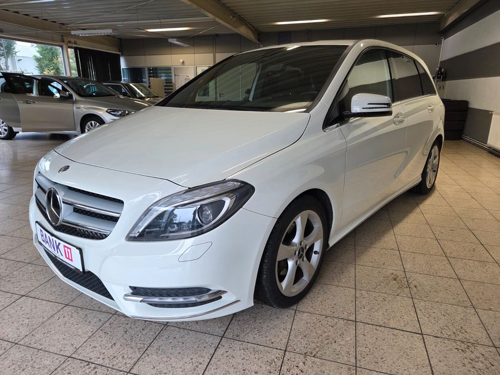 Mercedes-Benz B 180 B B 180 BlueEFFICIENCY HU AU NEU – Ansicht 3