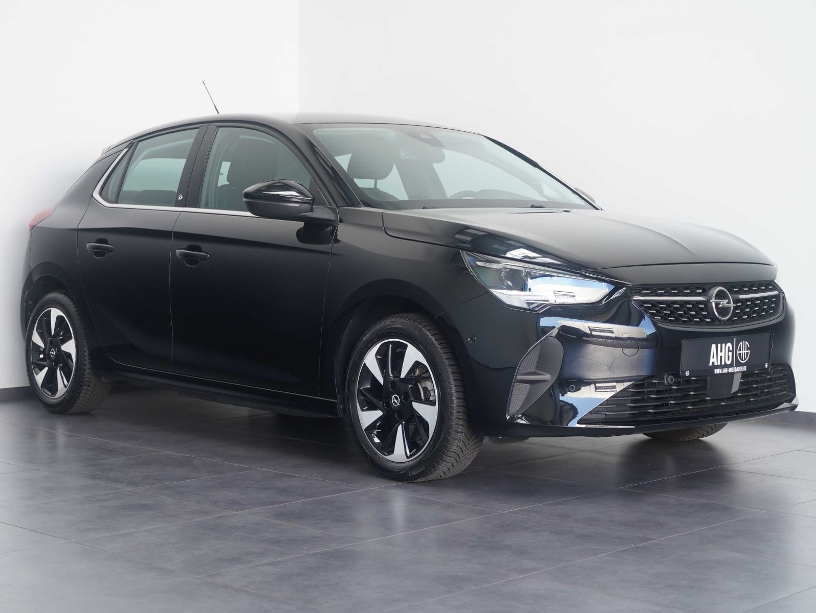 Fahrzeugabbildung Opel Corsa F e Elegance 11KW/LED/DAB/CARPLAY/SOH