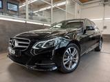 Mercedes-Benz E 250 AVANTGARDE AHK LEDER NAVI LED SHZ SCHIEBED - Mercedes-Benz E 250 mit Diesel-Antrieb: Limousine