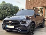 Mercedes-Benz GLC 300 d 4MATIC AMG/Line/Navi/Led/Night/Shz - Hybrid (Diesel/Elektro): Geländewagen
