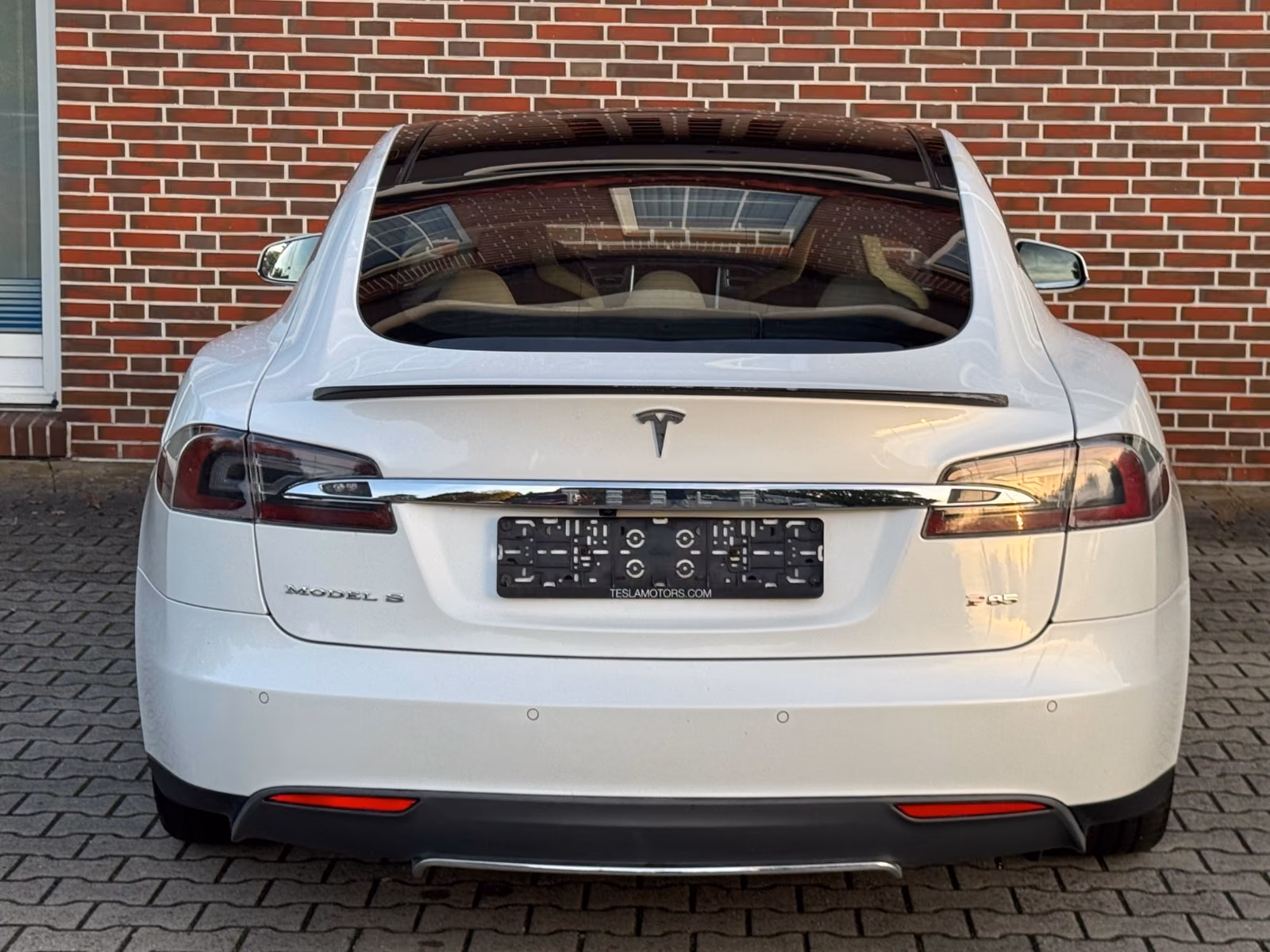 TESLA MODEL S P85 421CH - SUPERCHARGE GRATUITE - SOH 95.8%